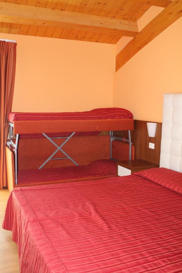 Hotel Vienna Caorle Esterno foto