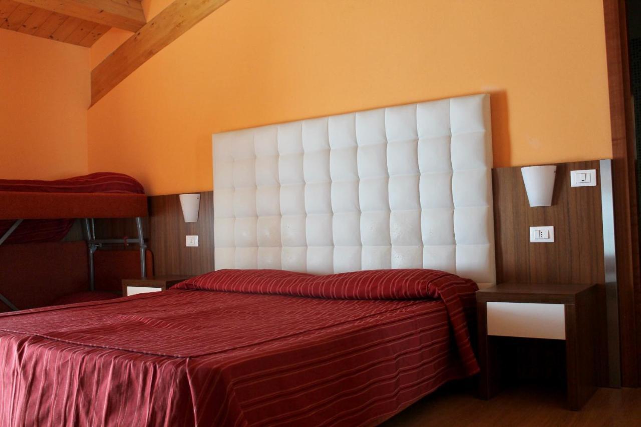 Hotel Vienna Caorle Esterno foto