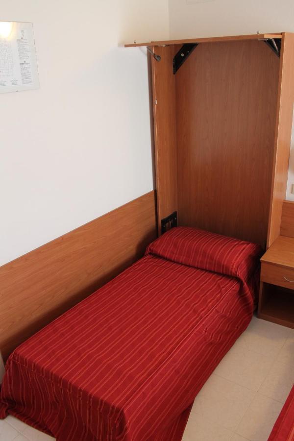 Hotel Vienna Caorle Esterno foto