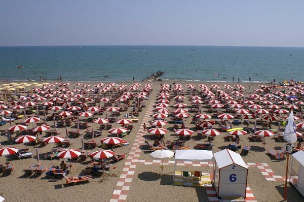 Hotel Vienna Caorle Esterno foto