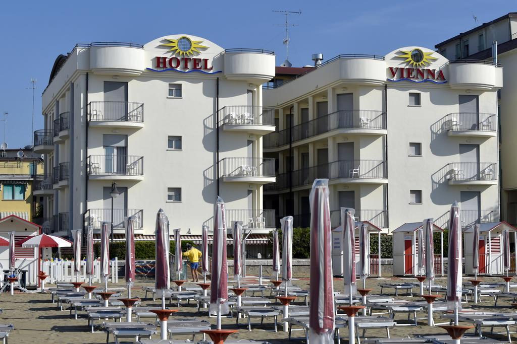 Hotel Vienna Caorle Esterno foto